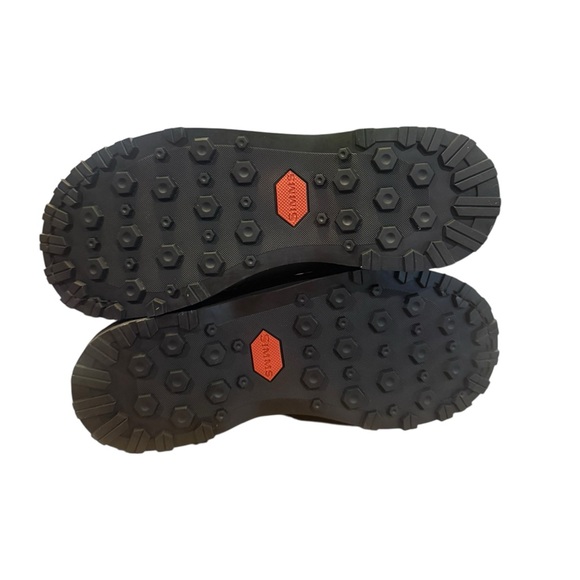 Simms Tributary Rubber Wading Boots Mens Size 9 Basalt Fly Fishing NEW with Box - Picture 4 of 11